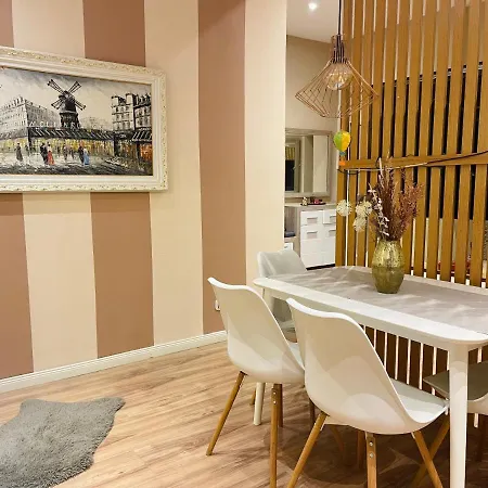 Apartment Aj - Hidden Gem In Front Of Taiwan Center *