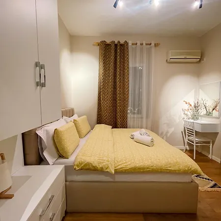 Aj - Hidden Gem In Front Of Taiwan Center