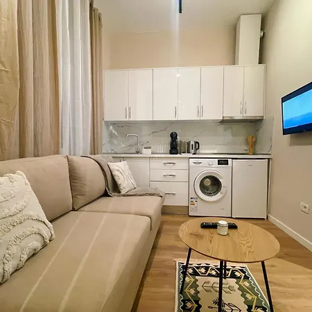 Aj - Hidden Gem In Front Of Taiwan Center *